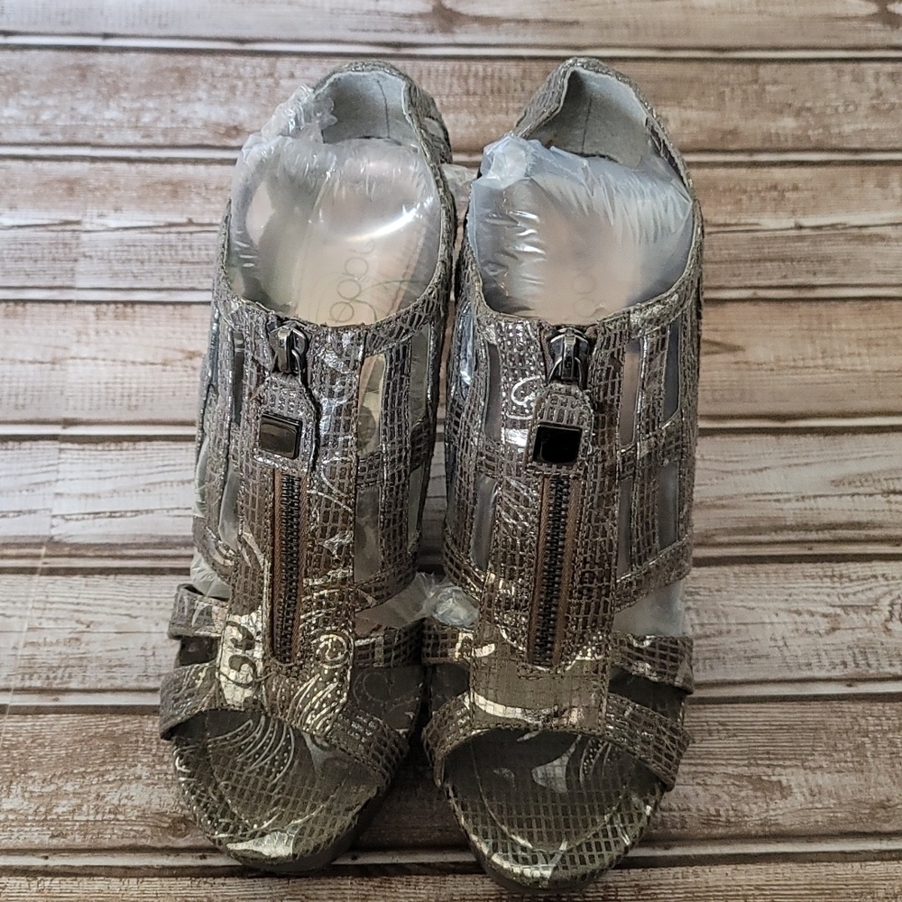 Nadara Shi by Journey silver & gray sandal wedge sandal shoe size 9 GUC - Picture 4 of 9